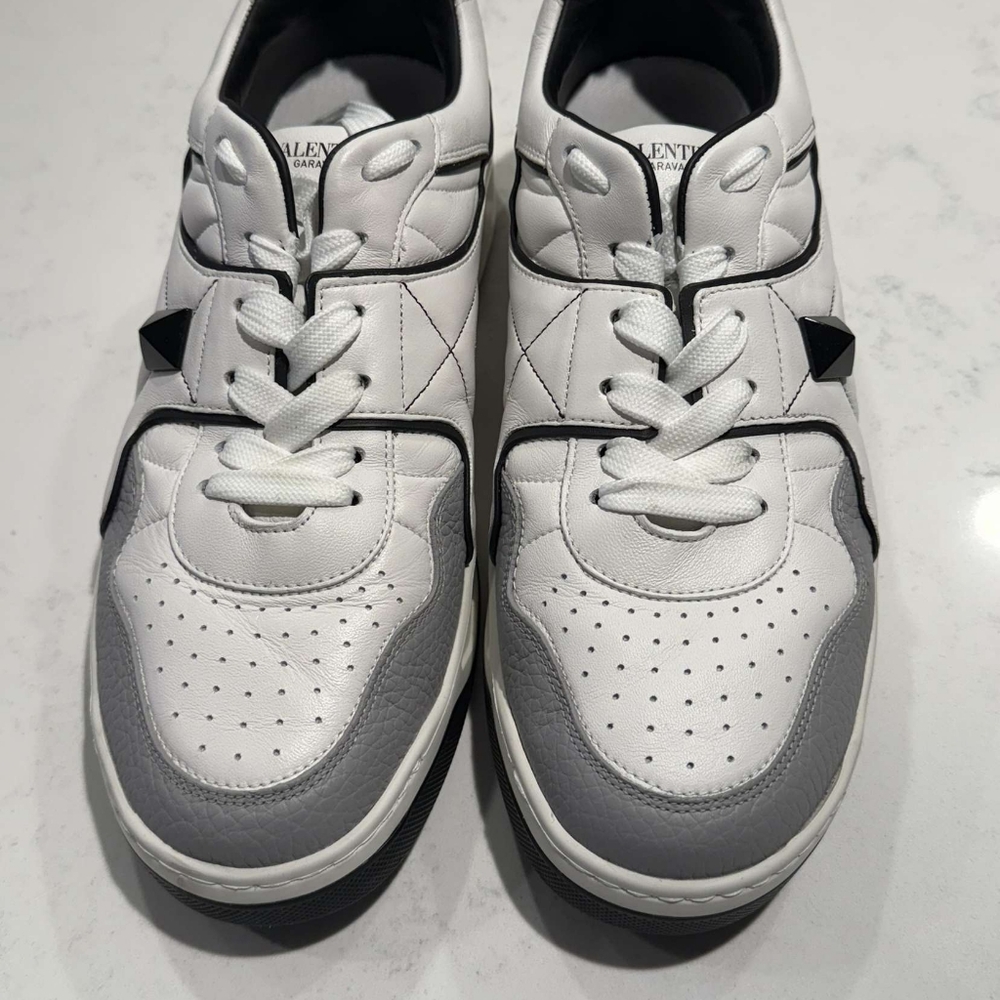 Valentino garavani sneaker size 44 EU